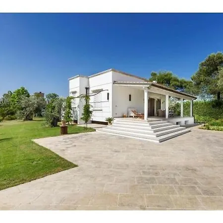 Pleasant Chiara Holiday home Casarano